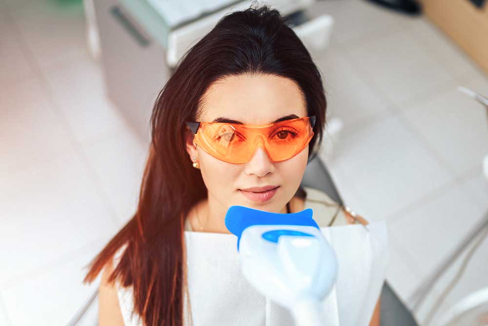 Teeth-Whitening